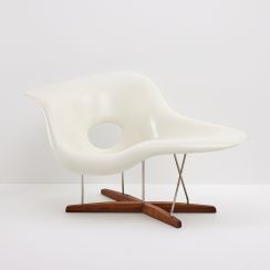 Eames Chaise Lounge White