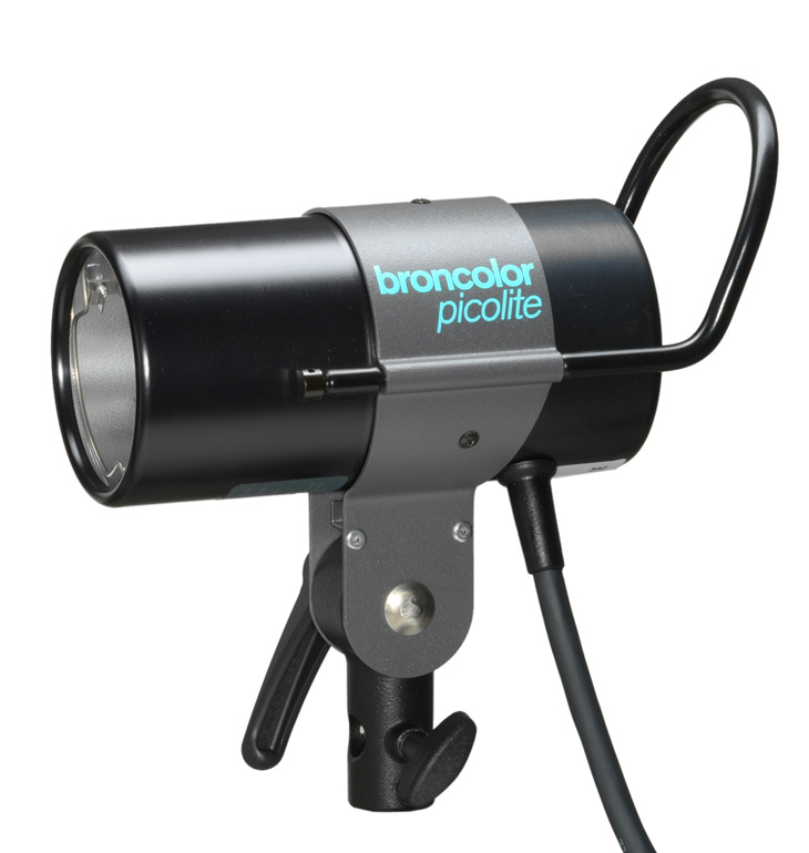 Broncolor Picolite 1600J lamphead for photography studio lighting. 