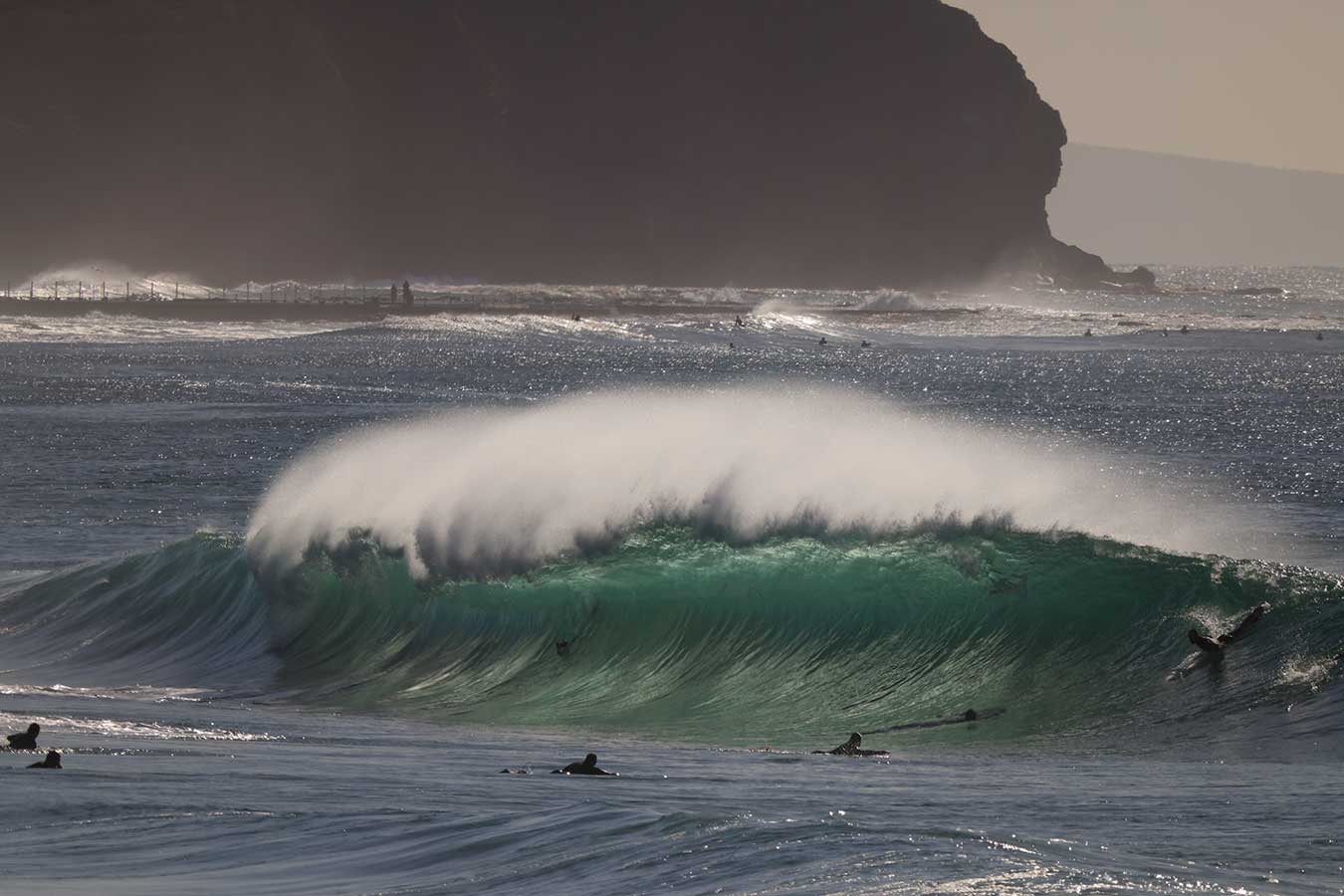 backlit-surf-wave