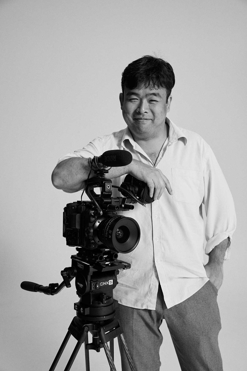 portrait-of-david-tran-with-cinema-camera-by-kristina-yenko