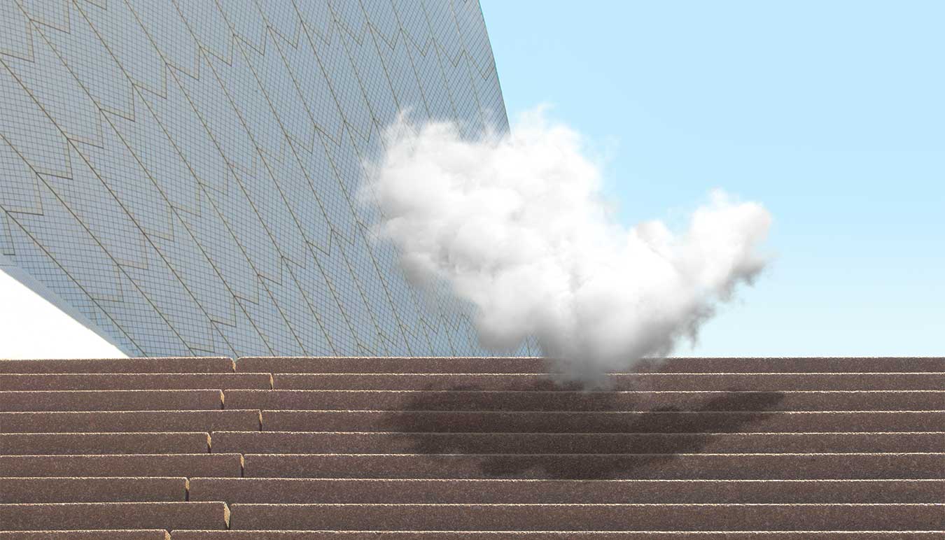 fluffy-cloud-on-sunny-day-on-the-opera-house-steps