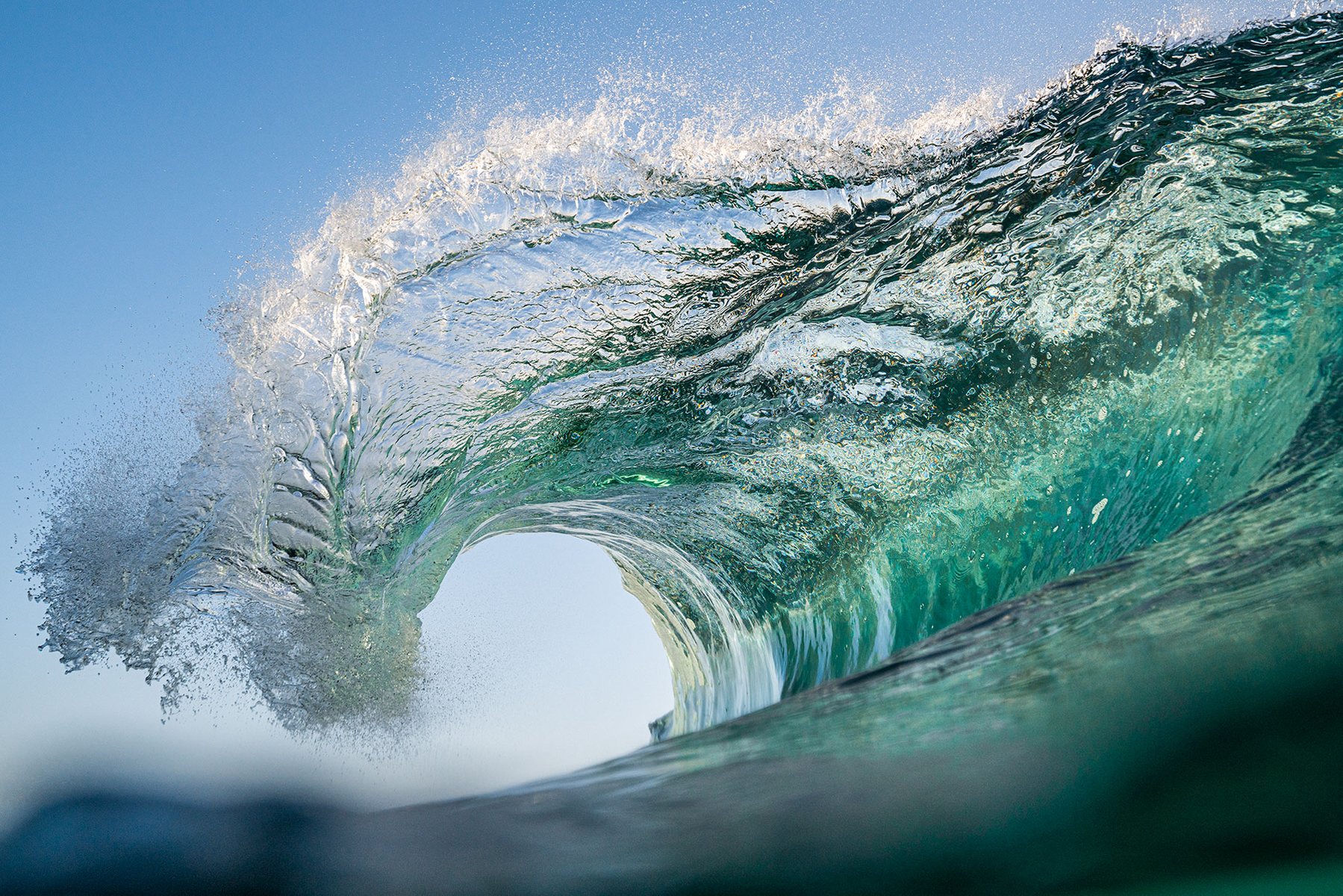 aqua-lacey-wave-mid-break